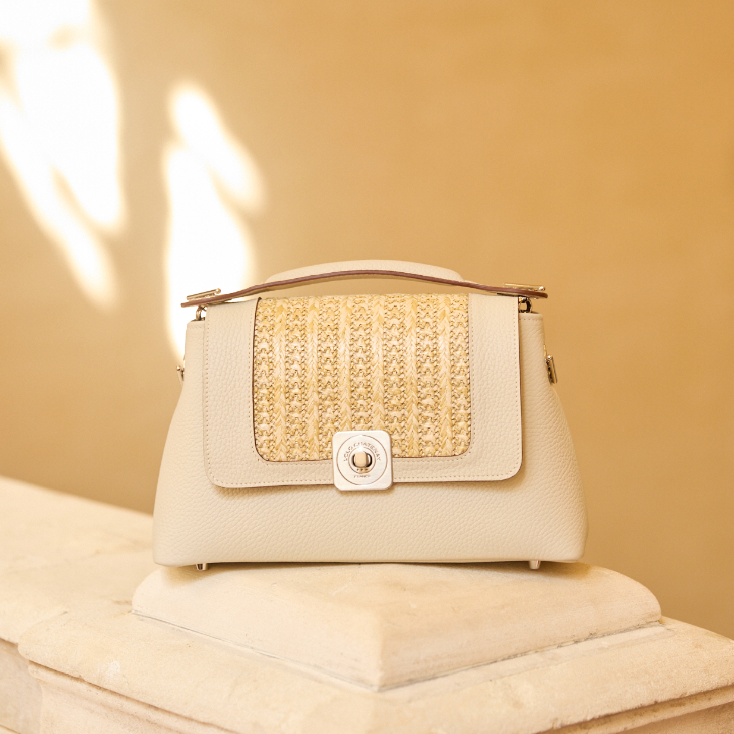 MEDIUM Bag - Gus Dream Flap and Hand Handle