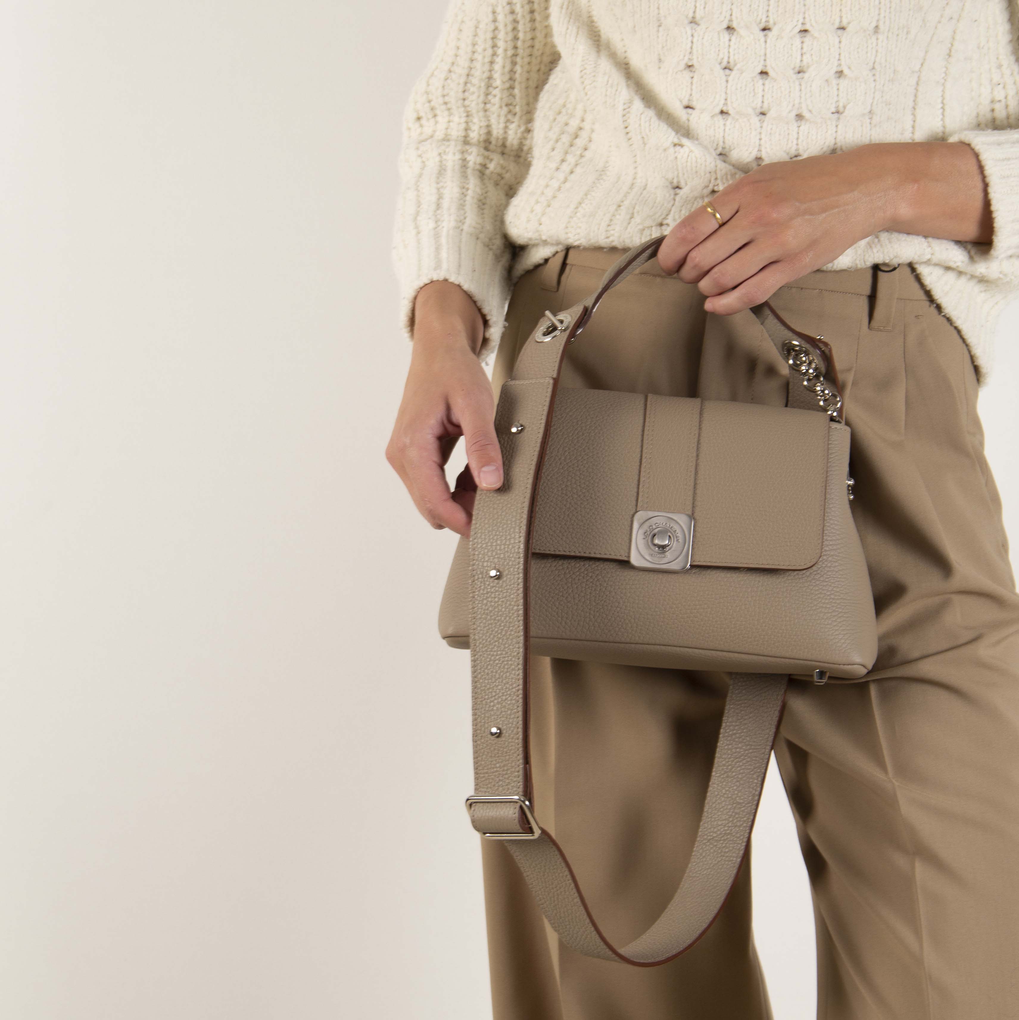 Sac MEDIUM - Rabat Gus Fourrure, Poignée Main et Bandoulière Réglable