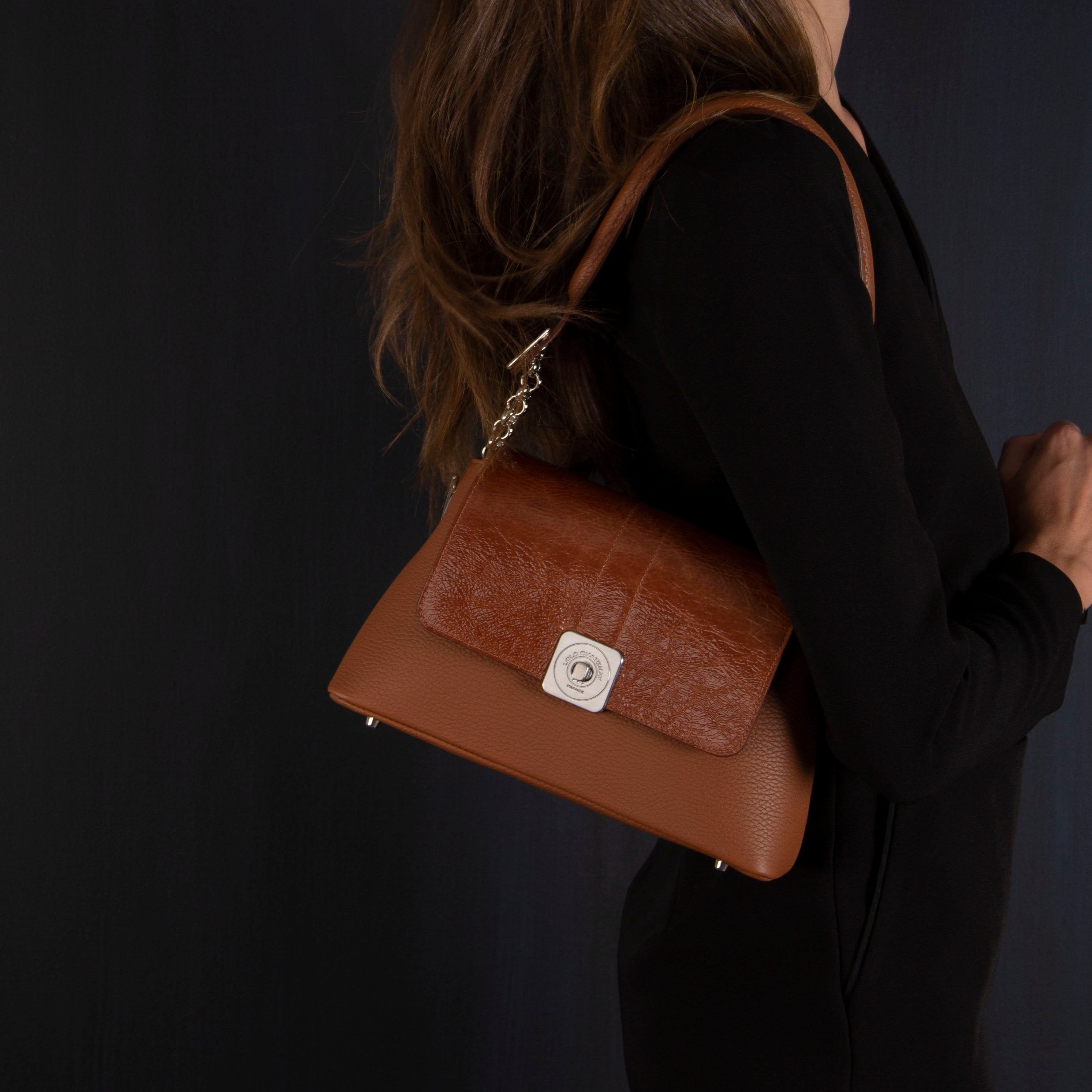 MEDIUM Bag - GUS Varnish Flap and Shoulder Handle