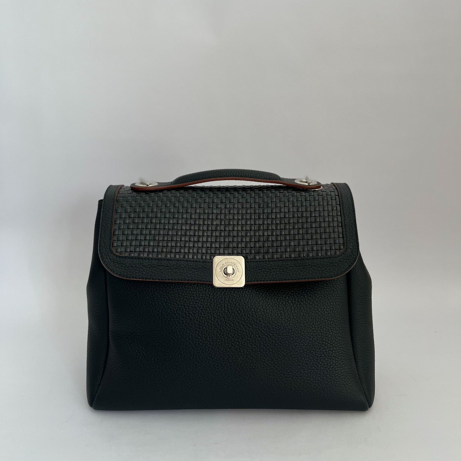 Small bag - Removable flap and shoulder handle
