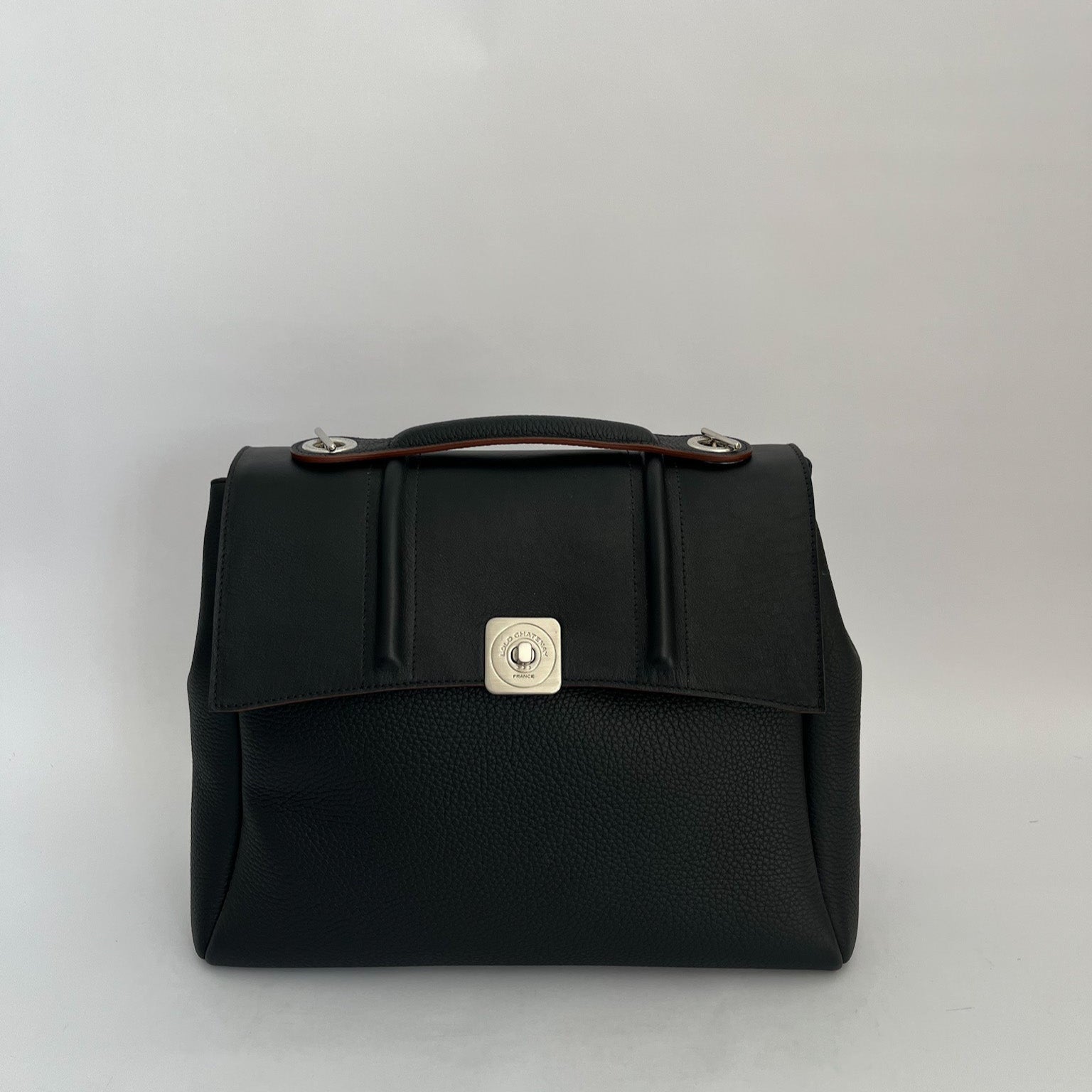 Small bag - Removable flap and shoulder handle