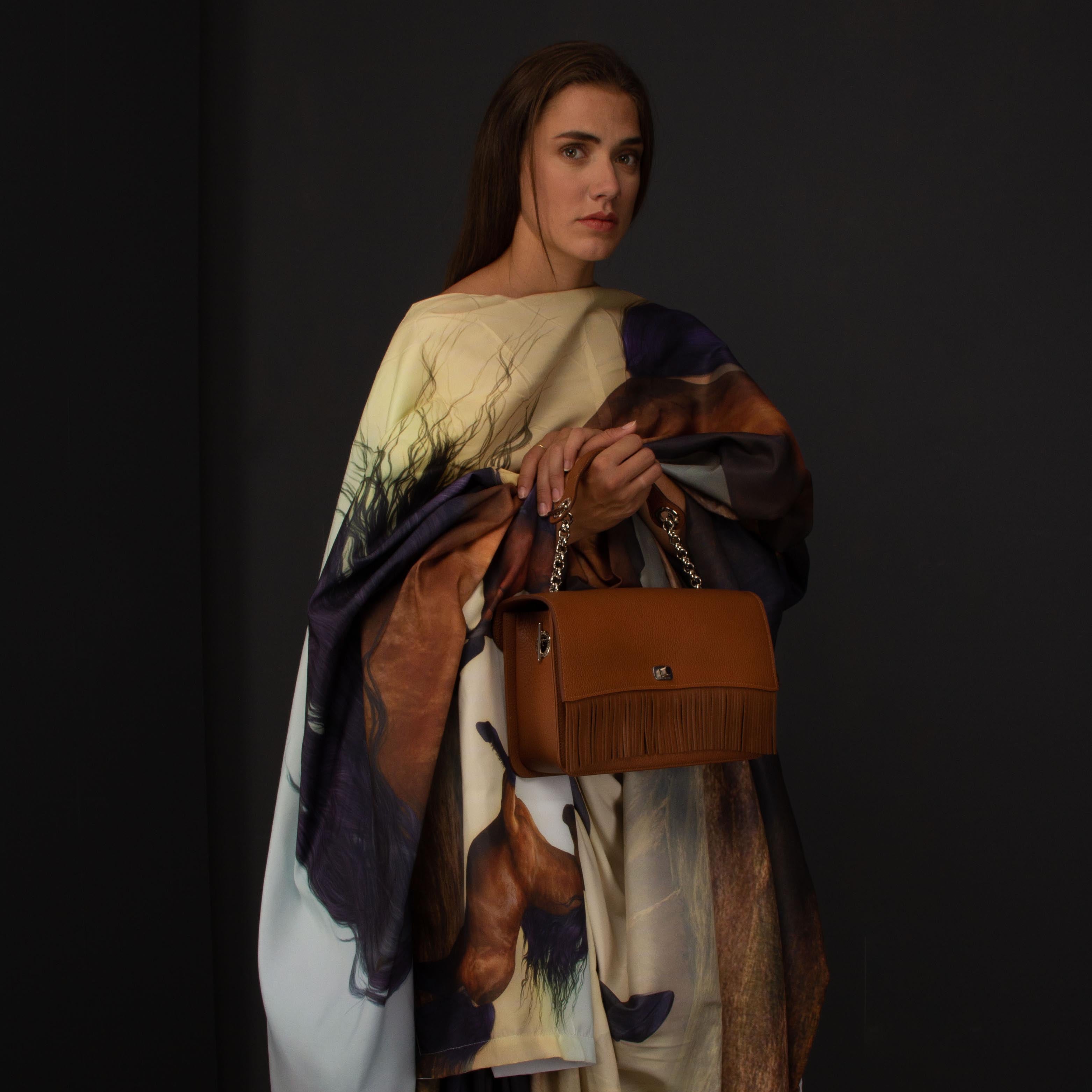 Middle Bag - Carpe Diem Flap and Hand Handle