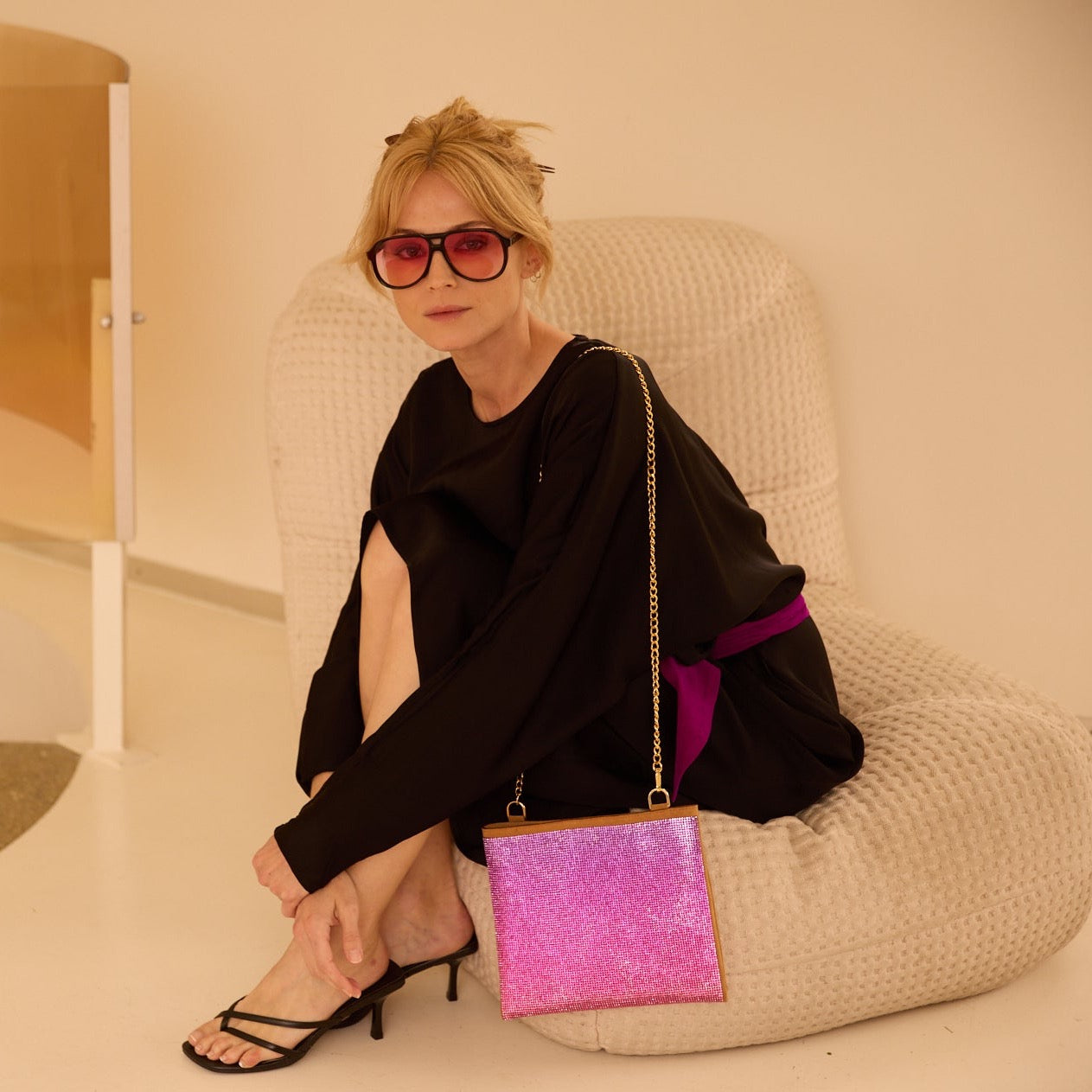 POCHETTE-SUNSET-ROSE-ORANGE-BANDOULIERE-2-LOLO CHATENAY