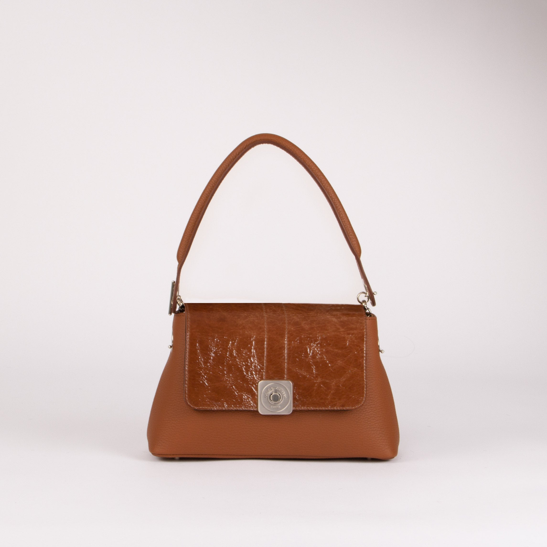 MEDIUM Bag - GUS Varnish Flap and Shoulder Handle
