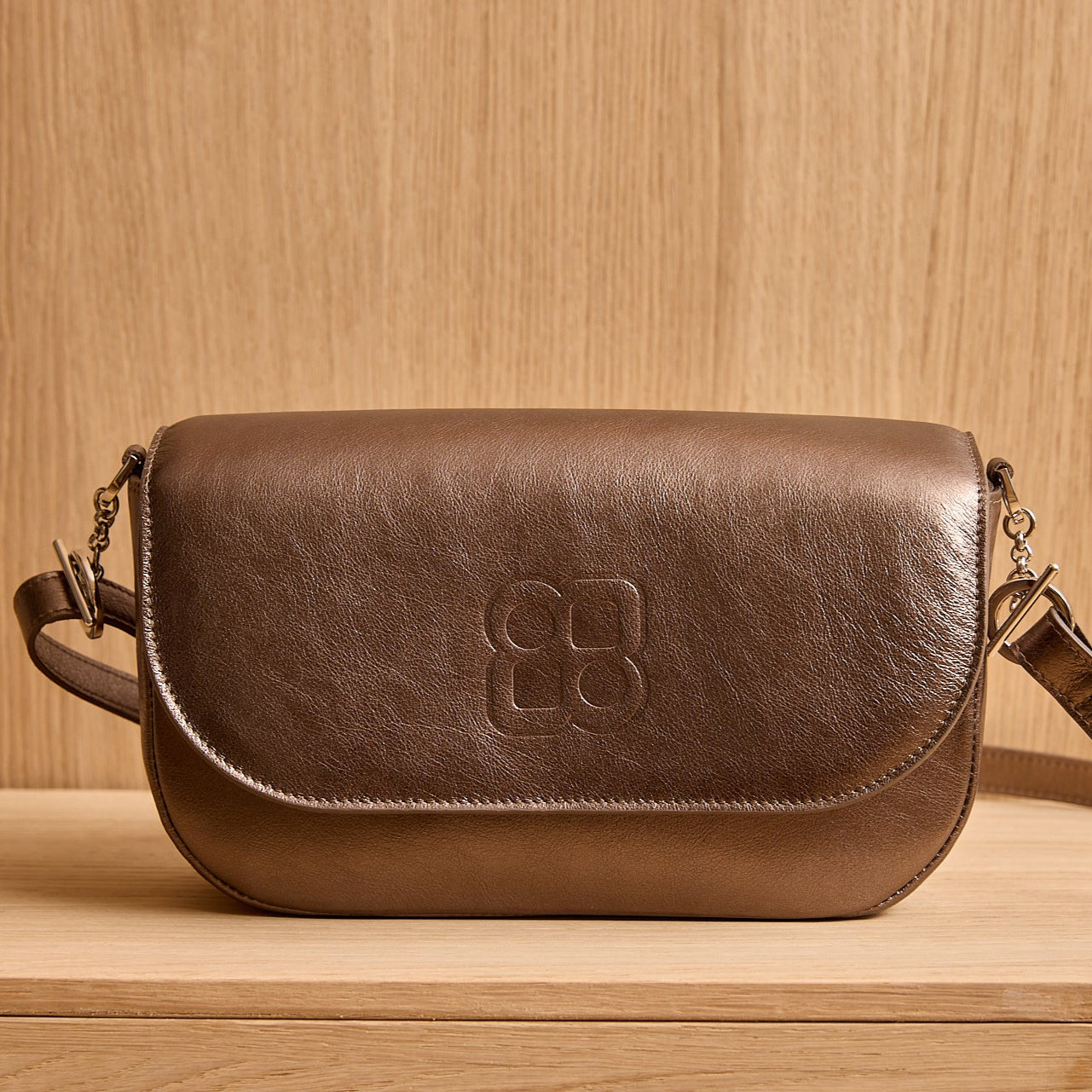 sac-jeanne-cuir-luxe-metallise-mordore-bandouliere-006-lolo-chatenay