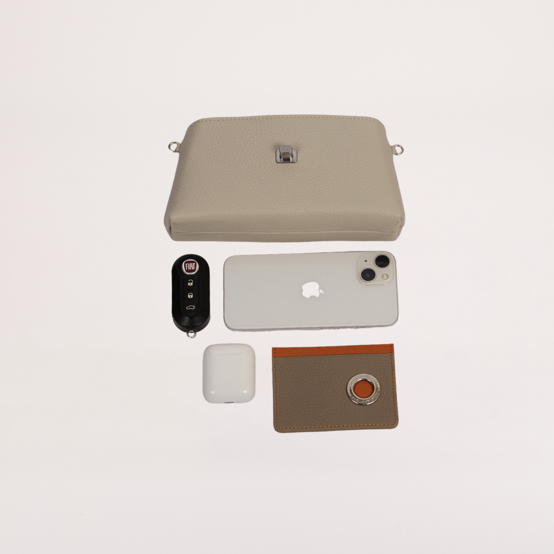 sac-nano-xl-cuir-luxe-ecru-perle-contenance-001-lolo-chatenay