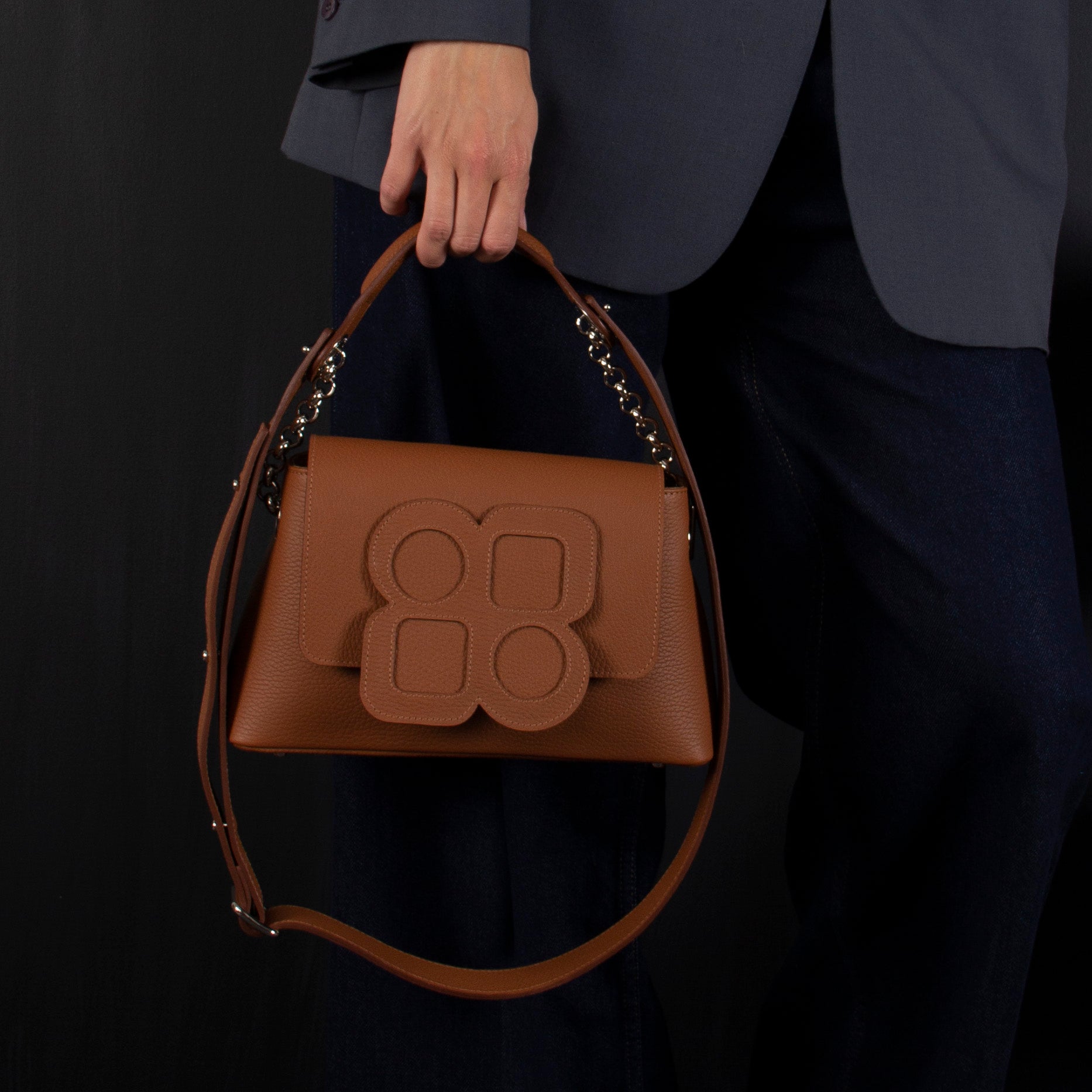 Medium Bag - Gus Clover Flap, Hand Handle and Adjustable Shoulder Strap