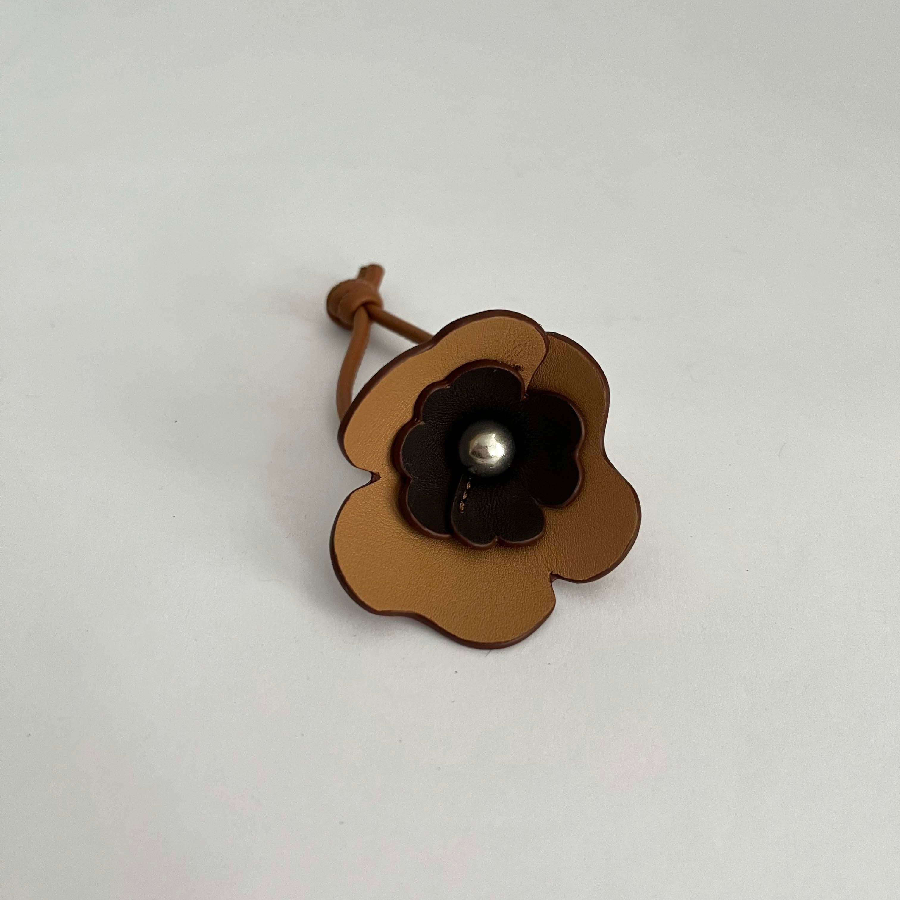 PORTE-CLÉS FLEUR